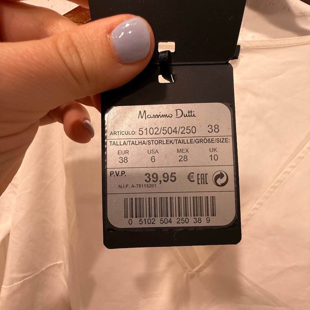 Massimo Dutti VNeck Blouse Silk Blend Bell Sleeve Floral Sz 6 NWT Minor‎ Blemish - Picture 9 of 16